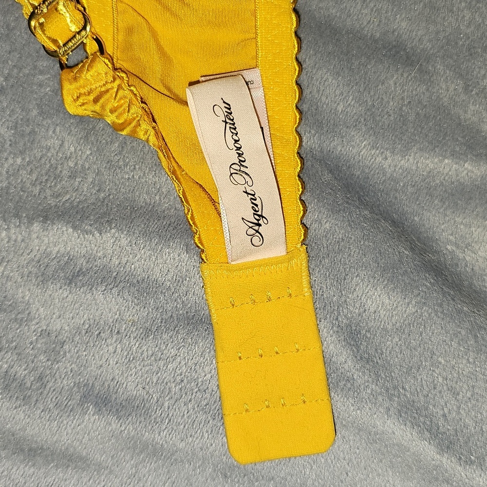 Molly Bra Yellow - Picture 7 of 11